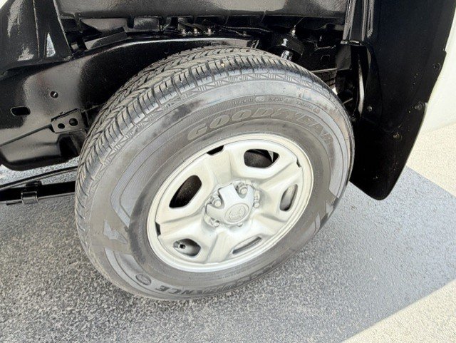 2006 Toyota Tacoma - $14,888