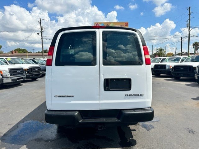 2006 Chevrolet Express 2500 2500 photo