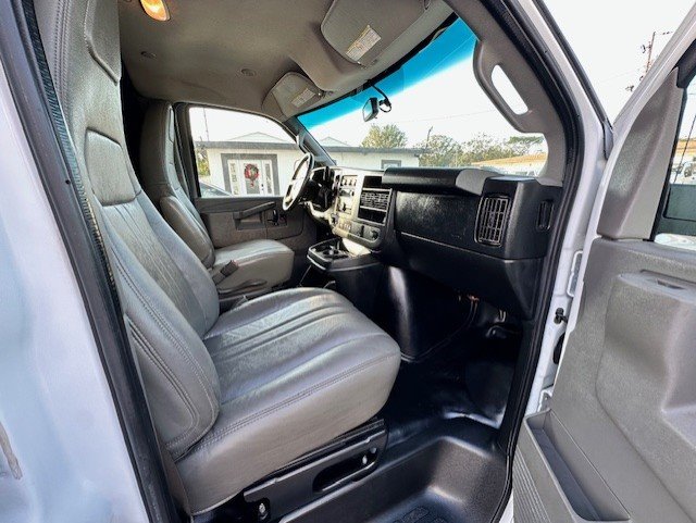 2018 Chevrolet Express - $14,888