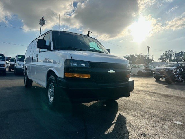 2018 Chevrolet Express - $14,888