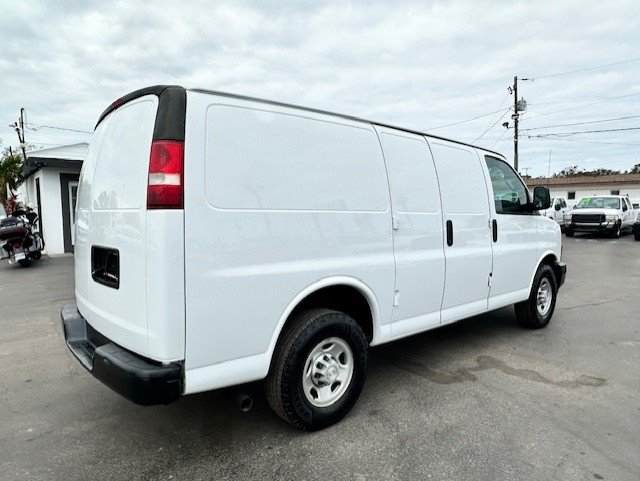 2018 Chevrolet Express - $15,888