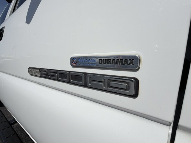 2006 GMC Sierra 2500 - $20,888
