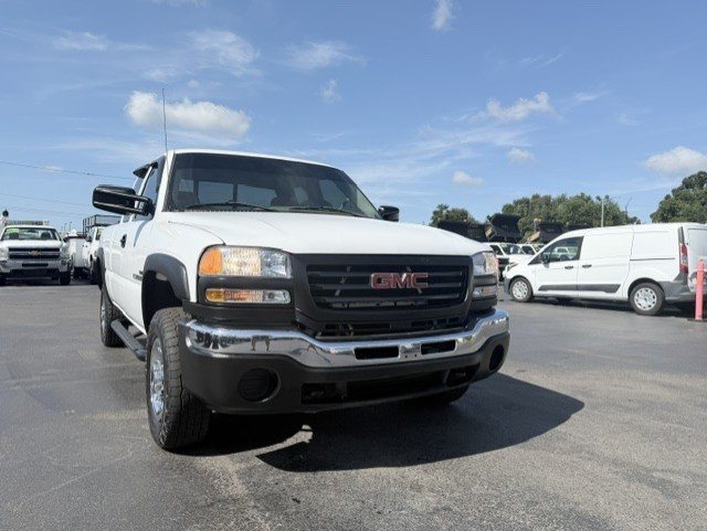 2006 GMC Sierra 2500 - $20,888