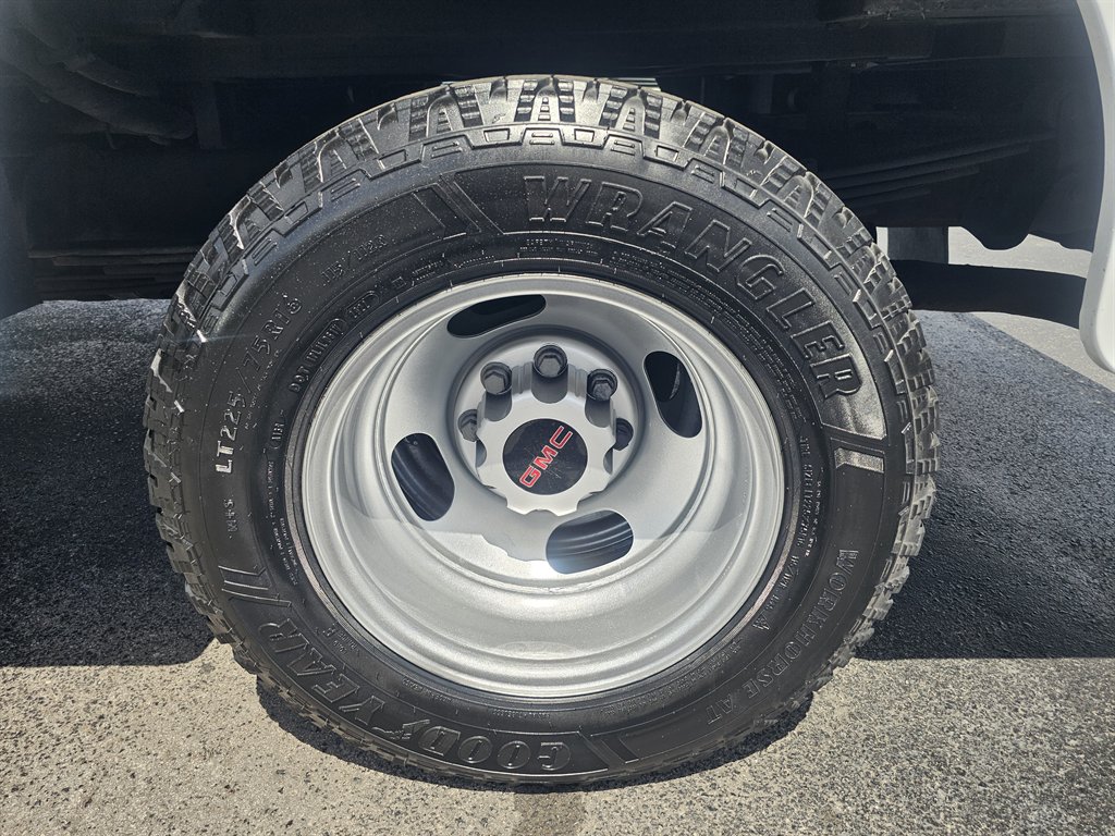2018 GMC Savana - $22,888