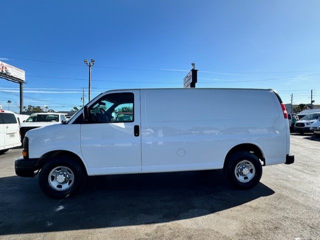 2016 Chevrolet Express - $14,888