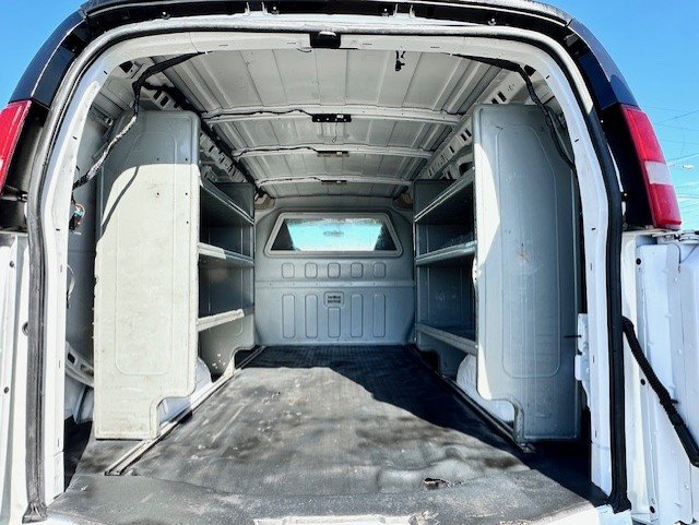 2016 Chevrolet Express - $14,888