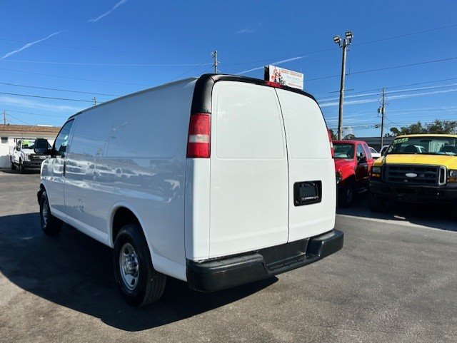 2016 Chevrolet Express - $14,888
