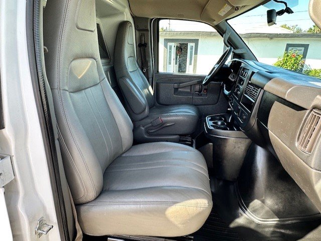 2016 Chevrolet Express - $14,888