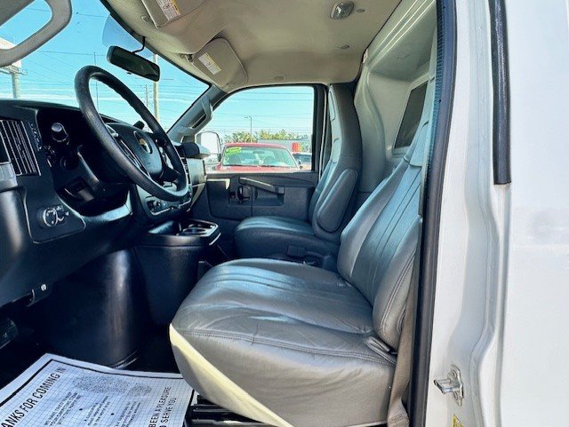 2016 Chevrolet Express - $14,888
