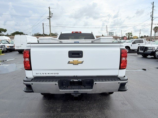 2017 Chevrolet Silverado 2500 - $20,888