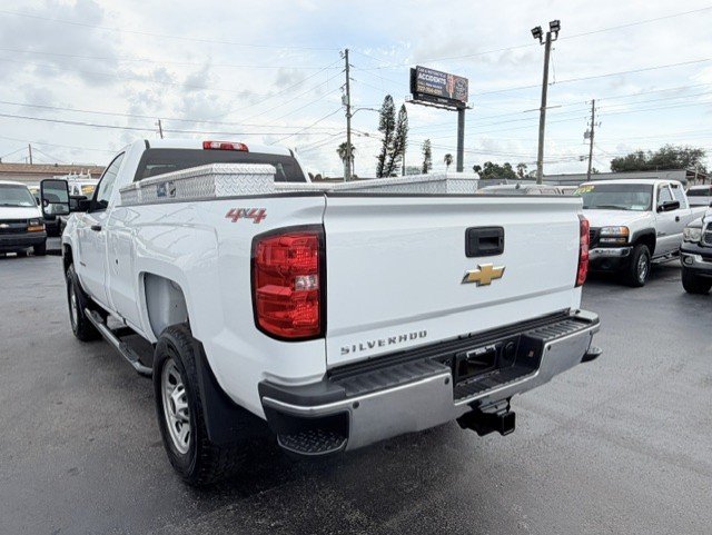 2017 Chevrolet Silverado 2500 - $20,888