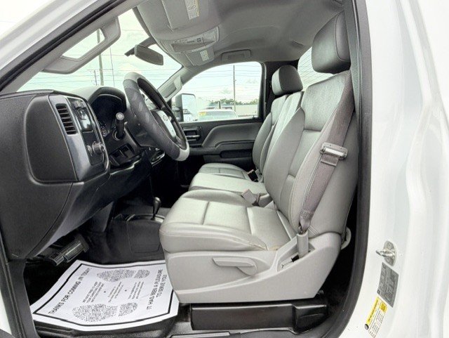 2017 Chevrolet Silverado 2500 - $20,888
