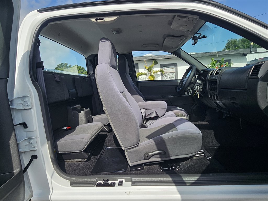 2006 Chevrolet Colorado - $10,888