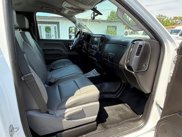 2017 Chevrolet Silverado 2500 W/T photo
