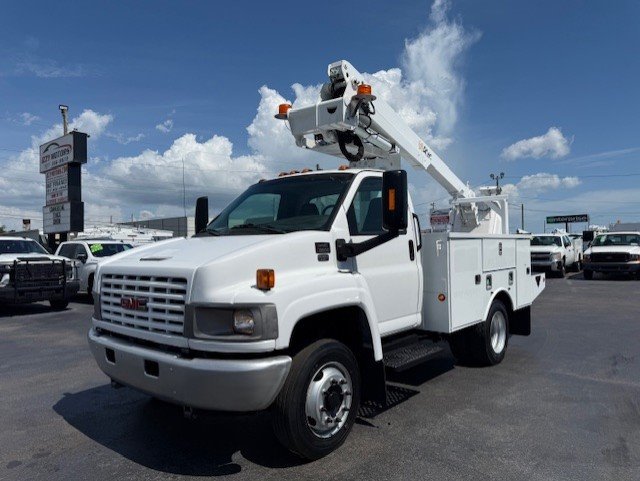 2009 GMC C5 - $25,888