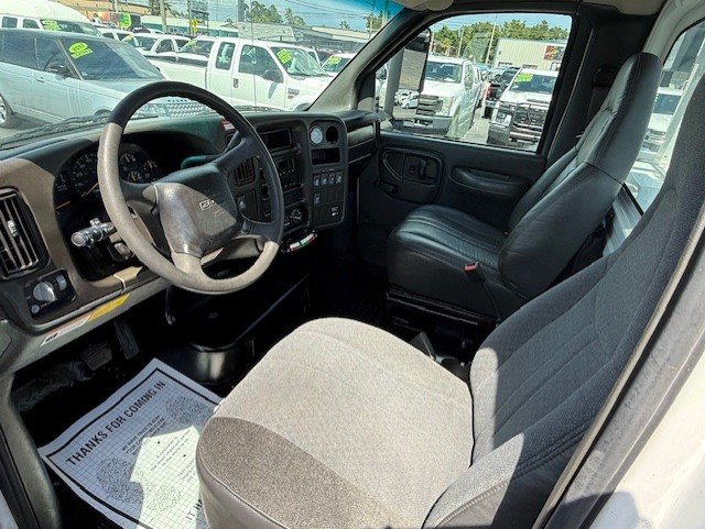 2009 GMC C5 - $25,888