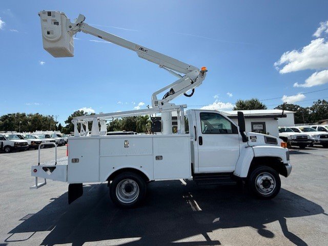 2009 GMC C5 - $25,888