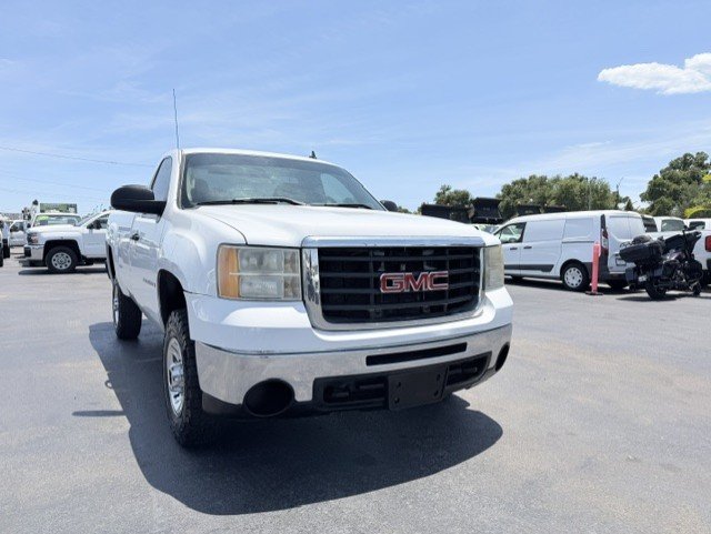 2007 GMC Sierra 2500 - $15,888
