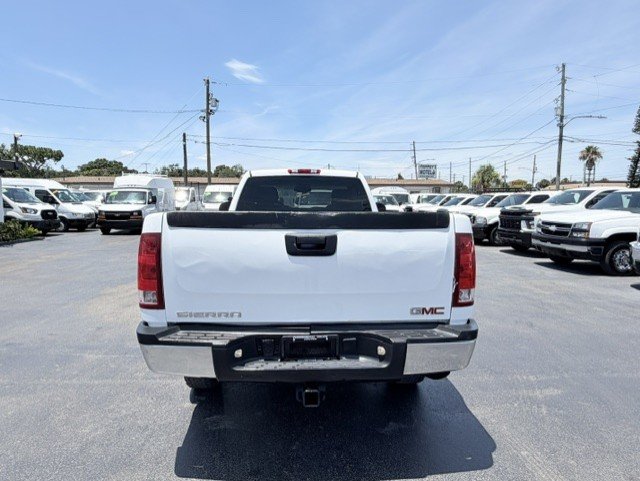 2007 GMC Sierra 2500 - $15,888