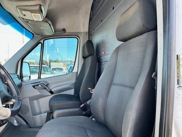 2018 Mercedes-Benz Sprinter 2500 High Roof photo