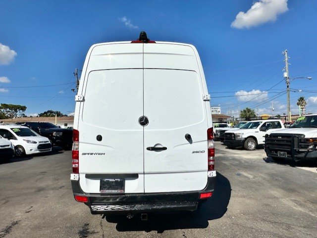2018 Mercedes-Benz Sprinter 2500 High Roof photo