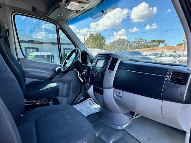 2018 Mercedes-Benz Sprinter 2500 High Roof photo