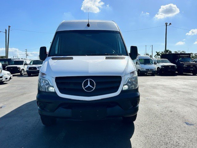 2018 Mercedes-Benz Sprinter 2500 High Roof photo