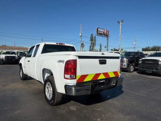 2007 GMC Sierra 1500 - $7,888