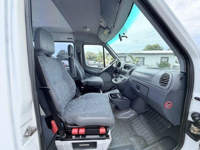2005 Dodge Sprinter - $14,888