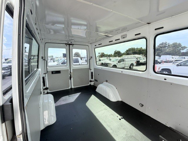 2005 Dodge Sprinter - $14,888