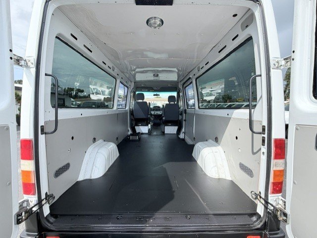 2005 Dodge Sprinter - $14,888