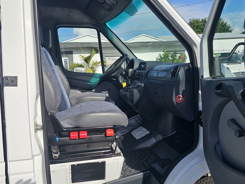 2005 Dodge Sprinter - $16,888