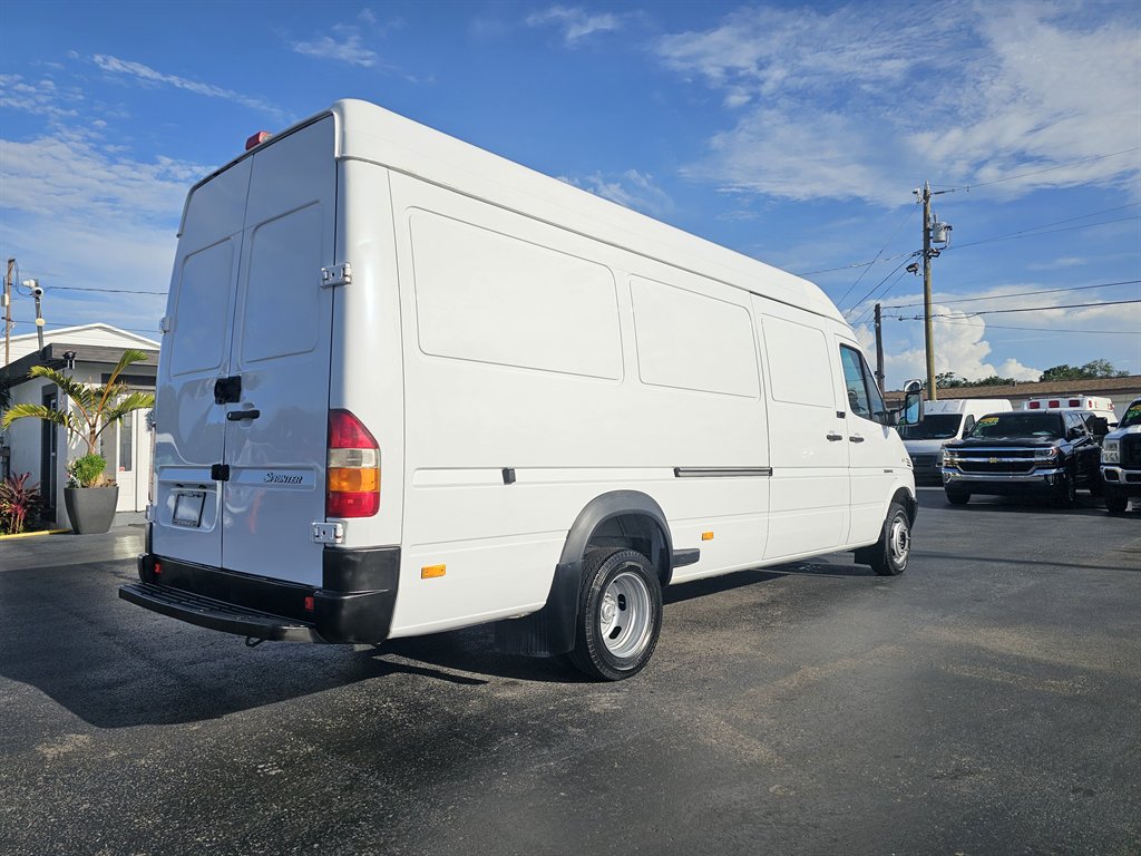 2005 Dodge Sprinter - $16,888
