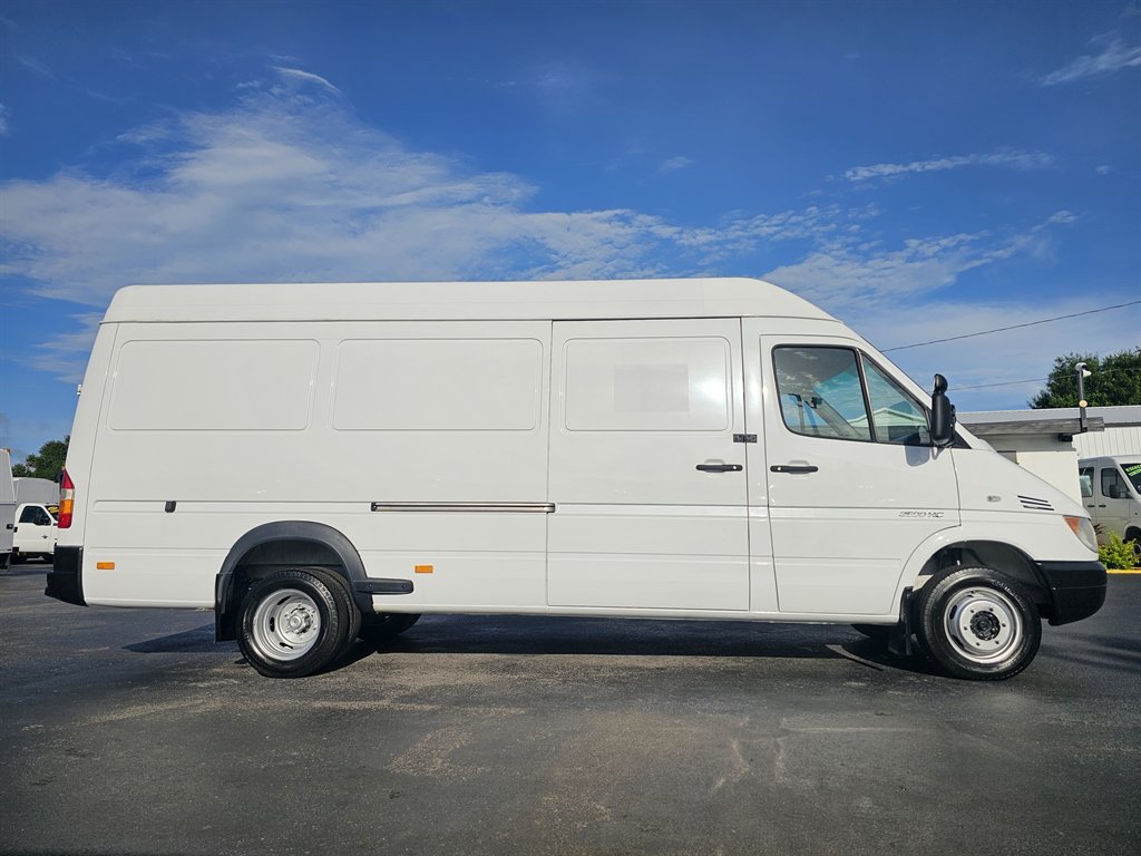 2005 Dodge Sprinter - $16,888