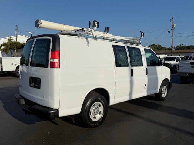 2013 Chevrolet Express 2500 2500 photo
