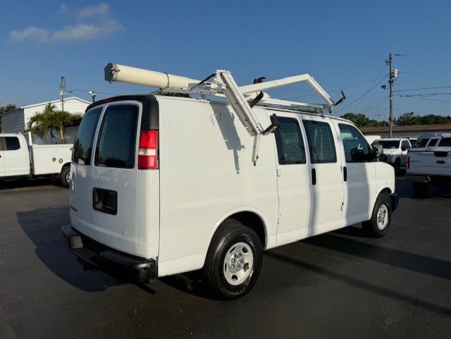 2013 Chevrolet Express 2500 2500 photo