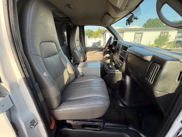 2013 Chevrolet Express 2500 2500 photo