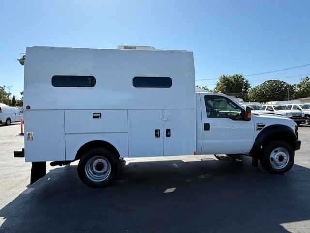 2009 Ford F-550 - $15,888