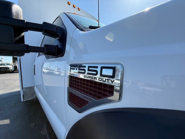2009 Ford F-550 - $15,888