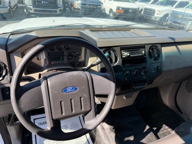 2009 Ford F-550 - $15,888