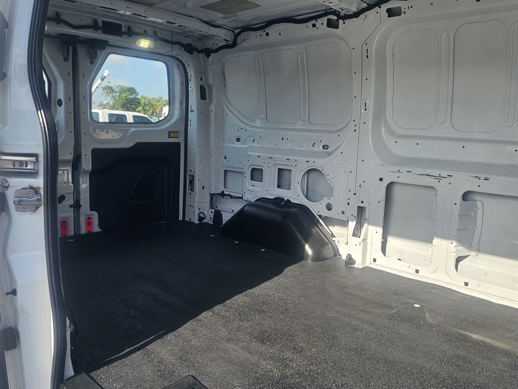2016 Ford T250 Vans - $16,888