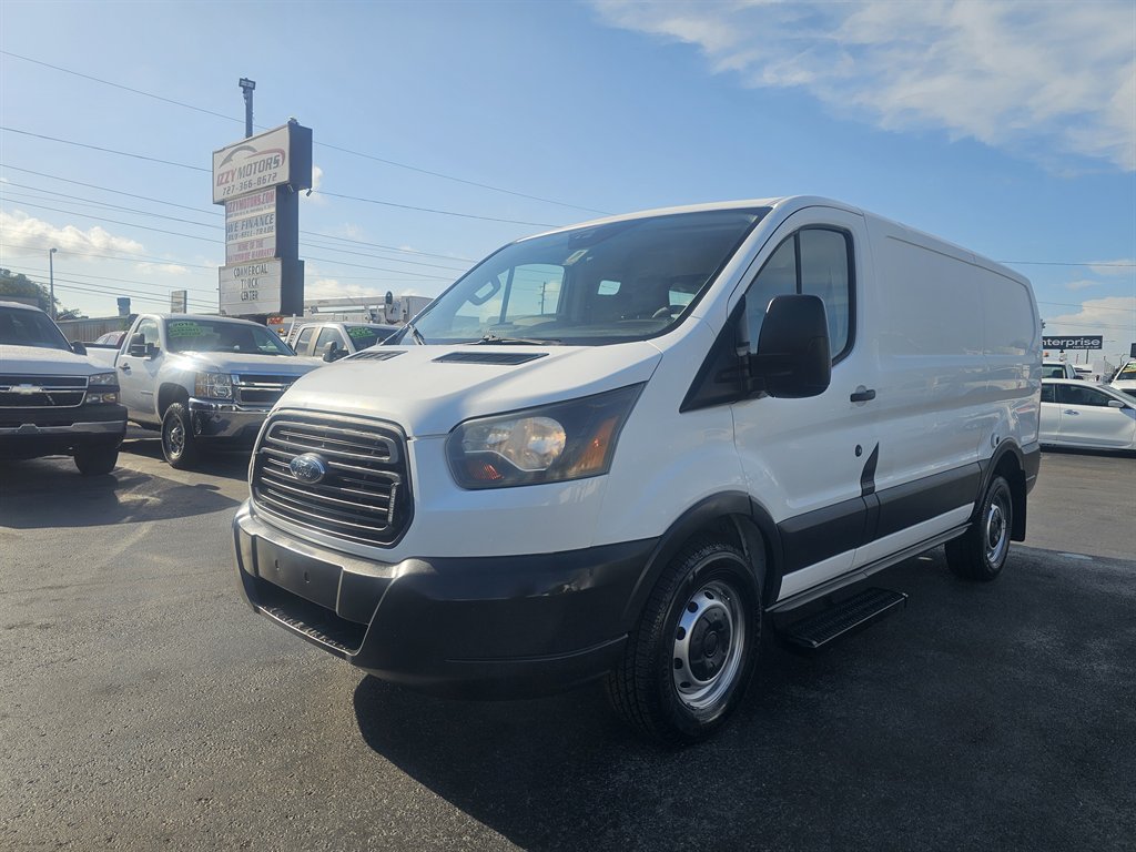 2016 Ford T250 Vans - $16,888
