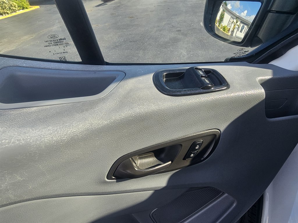 2016 Ford T250 Vans - $16,888