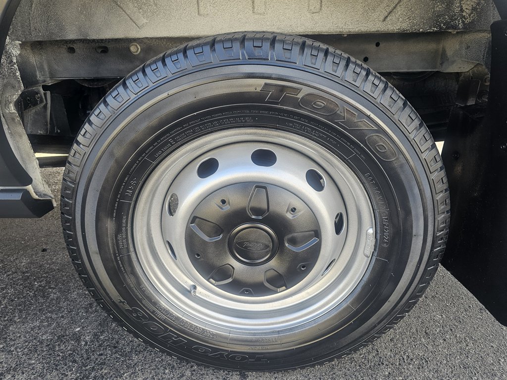 2016 Ford T250 Vans - $16,888