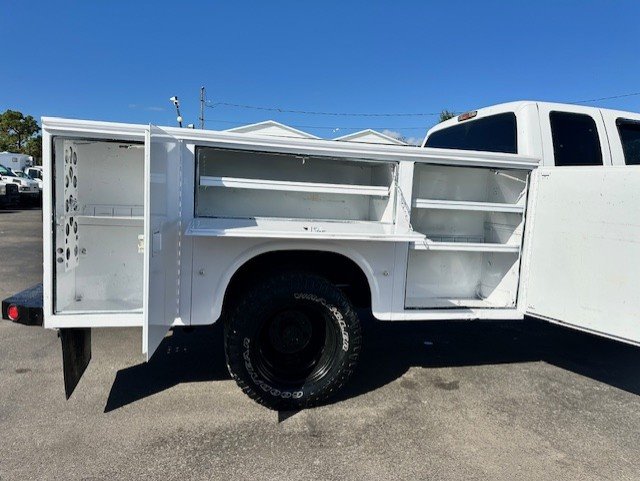 2009 Ford F-350 XL photo