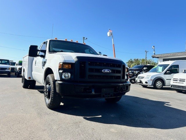 2009 Ford F-350 XL photo