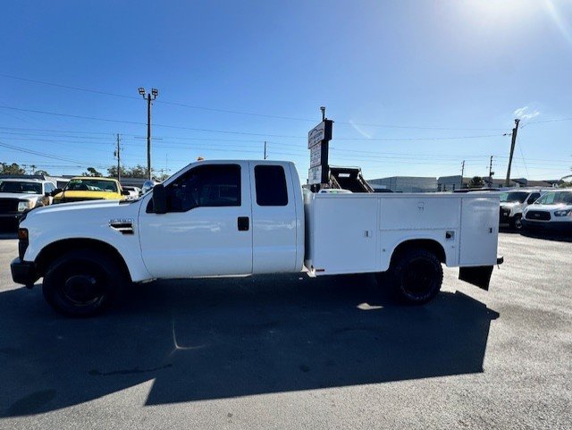 2009 Ford F-350 XL photo