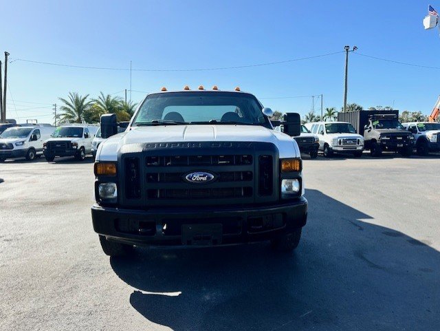2009 Ford F-350 XL photo