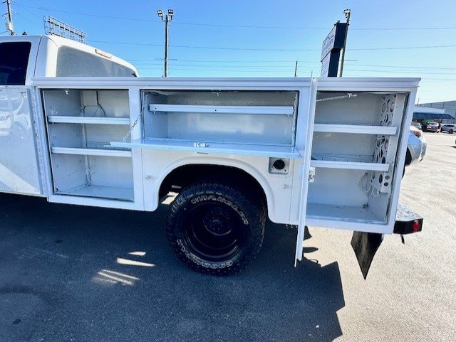 2009 Ford F-350 XL photo