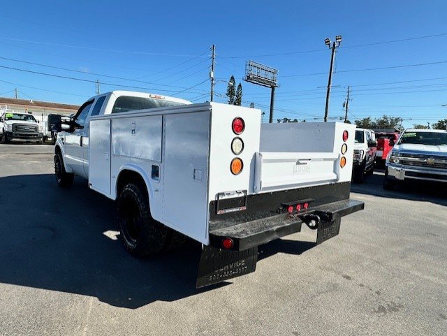 2009 Ford F-350 XL photo